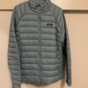 Patagonia Women's Sky Blue Puffer Jacket